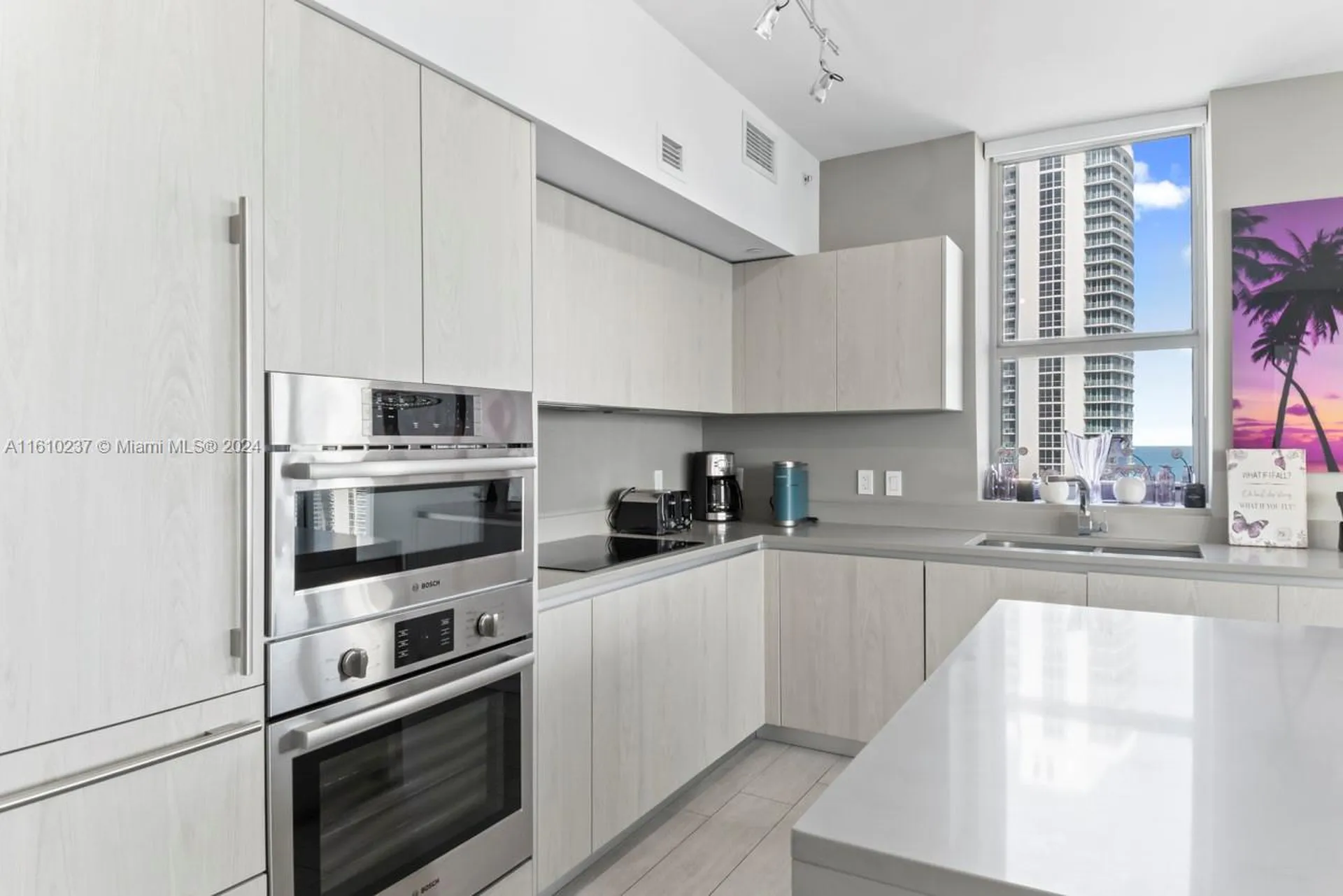 4010 S Ocean Drive Hollywood FL 33019