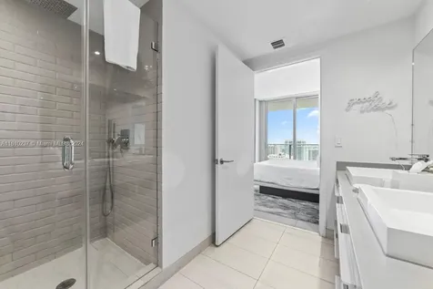 4010 S Ocean Drive Hollywood FL 33019