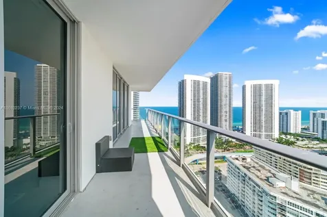 4010 S Ocean Drive Hollywood FL 33019