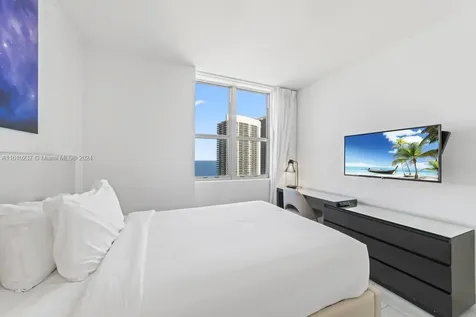 4010 S Ocean Drive Hollywood FL 33019