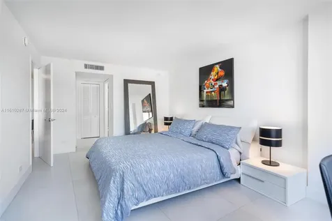 6039 Collins Avenue Miami Beach FL 33140