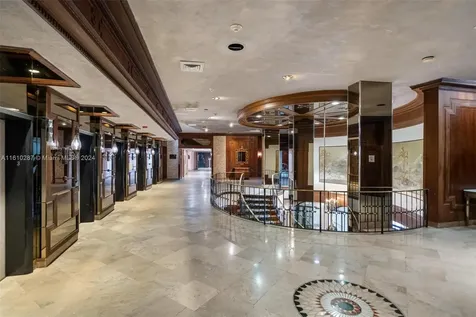 6039 Collins Avenue Miami Beach FL 33140