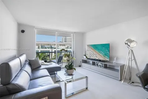 6039 Collins Avenue Miami Beach FL 33140