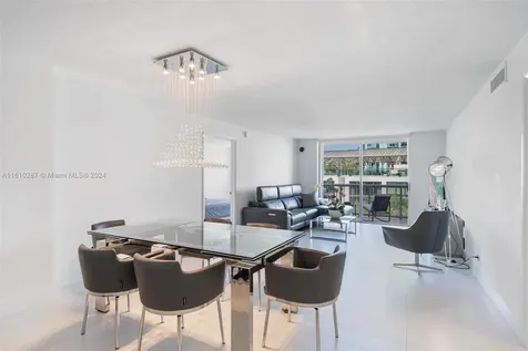 6039 Collins Avenue Miami Beach FL 33140