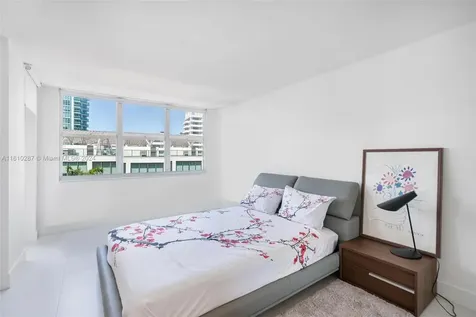 6039 Collins Avenue Miami Beach FL 33140