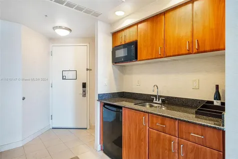 18001 Collins Avenue Sunny Isles Beach FL 33160