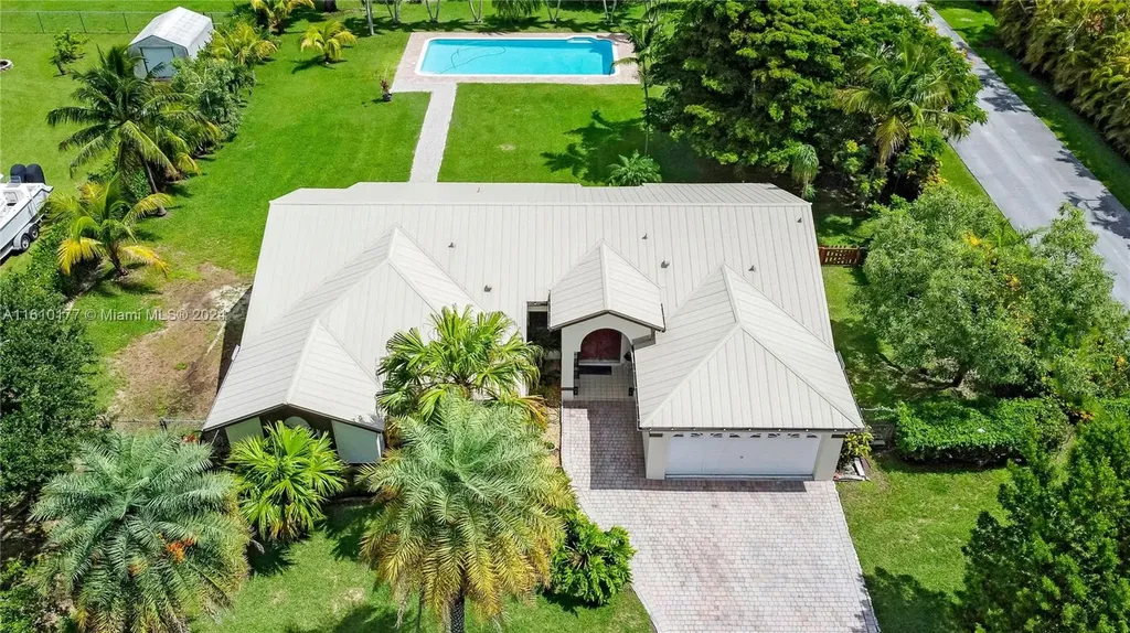 1511 NW 17th Street Homestead FL 33030