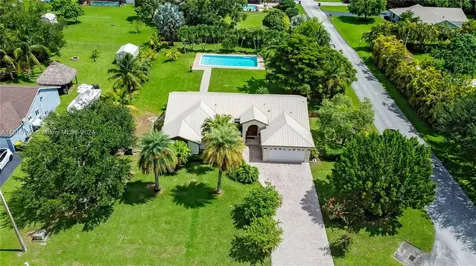 1511 NW 17th Street Homestead FL 33030