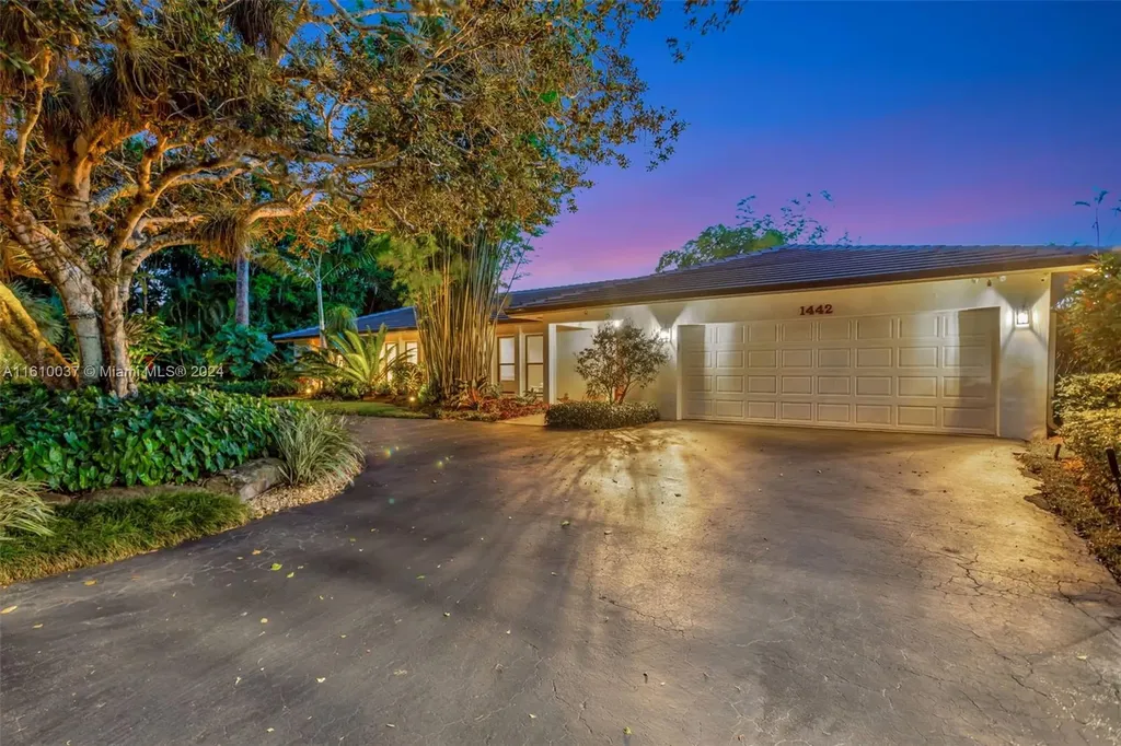 1442 NW 100th Drive Coral Springs FL 33071