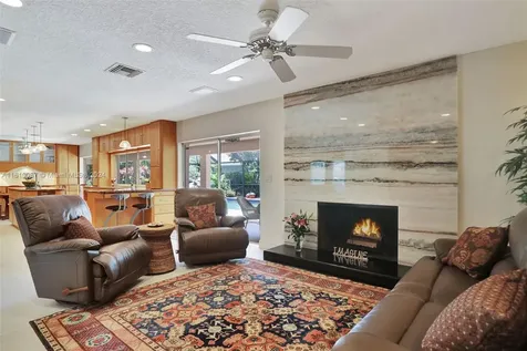 1442 NW 100th Drive Coral Springs FL 33071