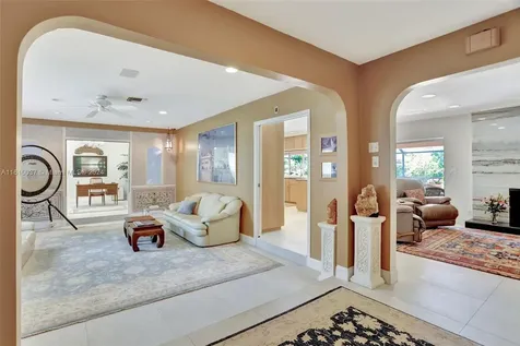 1442 NW 100th Drive Coral Springs FL 33071
