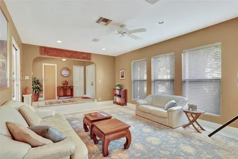 1442 NW 100th Drive Coral Springs FL 33071
