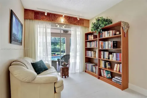 1442 NW 100th Drive Coral Springs FL 33071