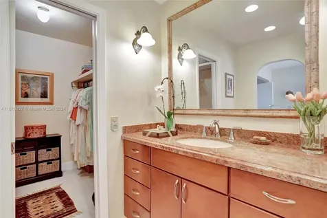 1442 NW 100th Drive Coral Springs FL 33071