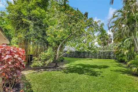 1442 NW 100th Drive Coral Springs FL 33071
