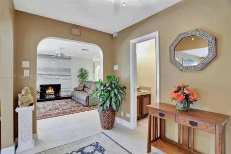 1442 NW 100th Drive Coral Springs FL 33071