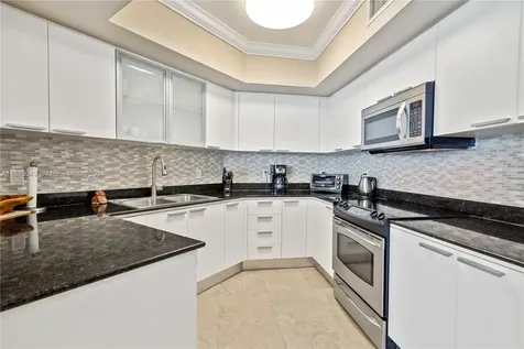 16699 Collins Avenue Sunny Isles Beach FL 33160