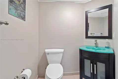 16699 Collins Avenue Sunny Isles Beach FL 33160