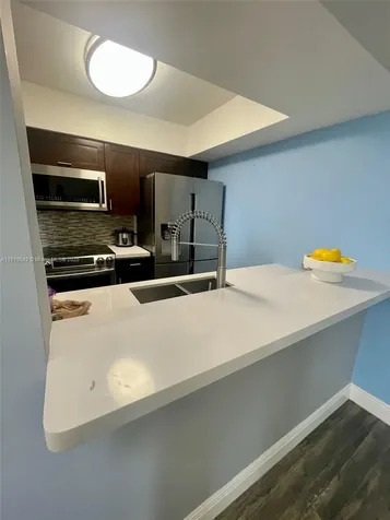 11800 SW 18th Street Miami FL 33175