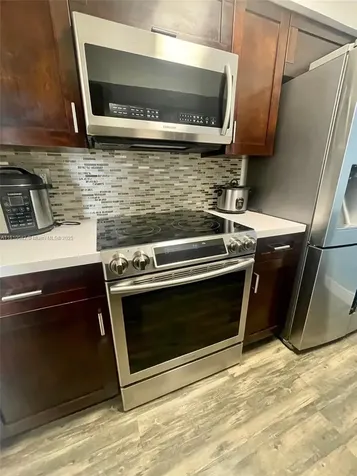 11800 SW 18th Street Miami FL 33175