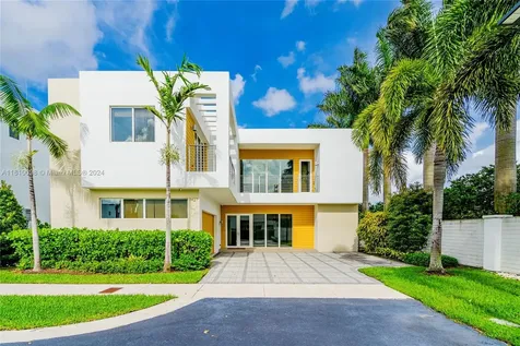 7427 NW 99th Avenue Doral FL 33178