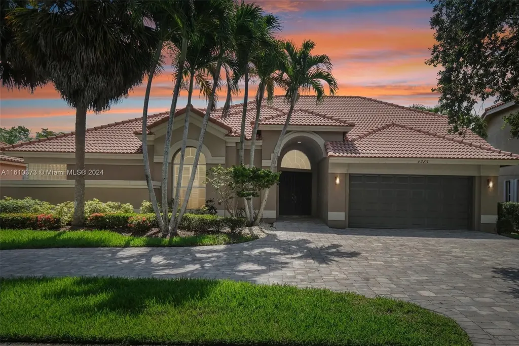 4383 NW 81st Terrace Coral Springs FL 33065