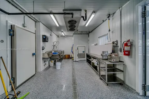 Top Of The Line Fish & Seafood Market With Distribution In Miami Miami FL 33186