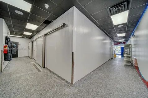 Top Of The Line Fish & Seafood Market With Distribution In Miami Miami FL 33186