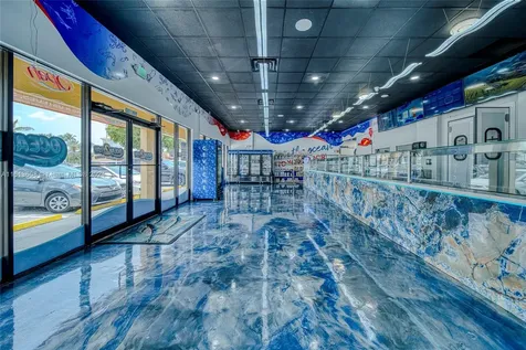 Top Of The Line Fish & Seafood Market With Distribution In Miami Miami FL 33186