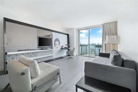 1100 West Avenue Miami Beach FL 33139