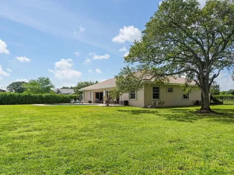 15881 SW 254th Street Homestead FL 33031