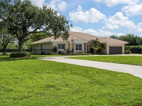 15881 SW 254th Street Homestead FL 33031