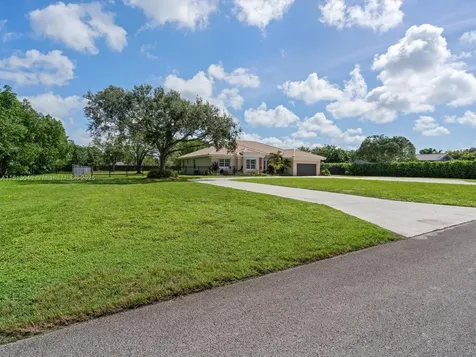 15881 SW 254th Street Homestead FL 33031