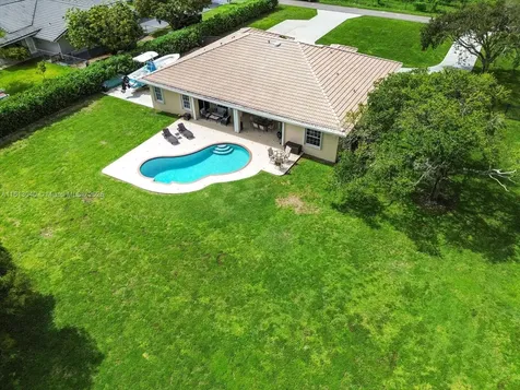 15881 SW 254th Street Homestead FL 33031