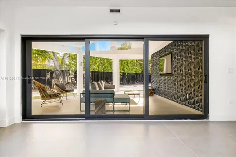 9190 SW 82nd Avenue Miami FL 33156