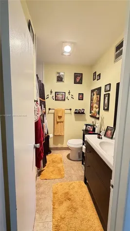 5300 Washington Street Hollywood FL 33021