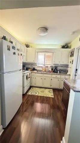 5300 Washington Street Hollywood FL 33021