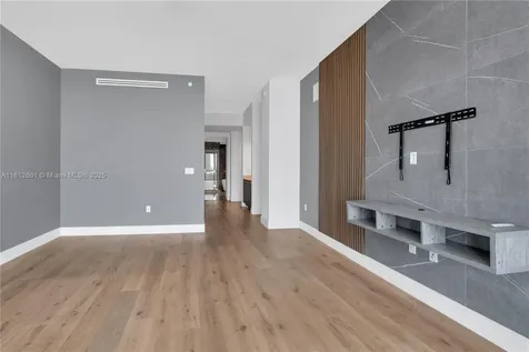 3300 NE 188 Street Aventura FL 33180