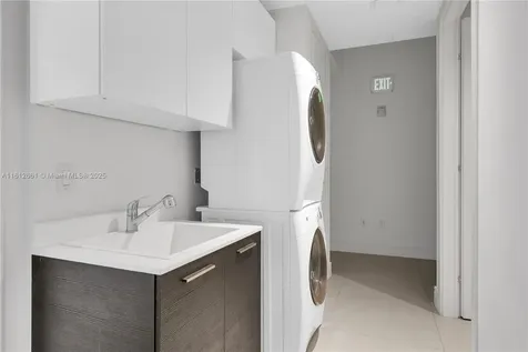 3300 NE 188 Street Aventura FL 33180