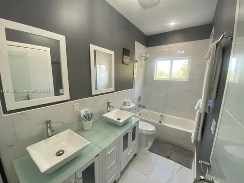 3445 SW 14th Street Miami FL 33145
