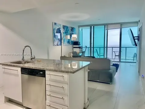 888 Biscayne Boulevard Miami FL 33132