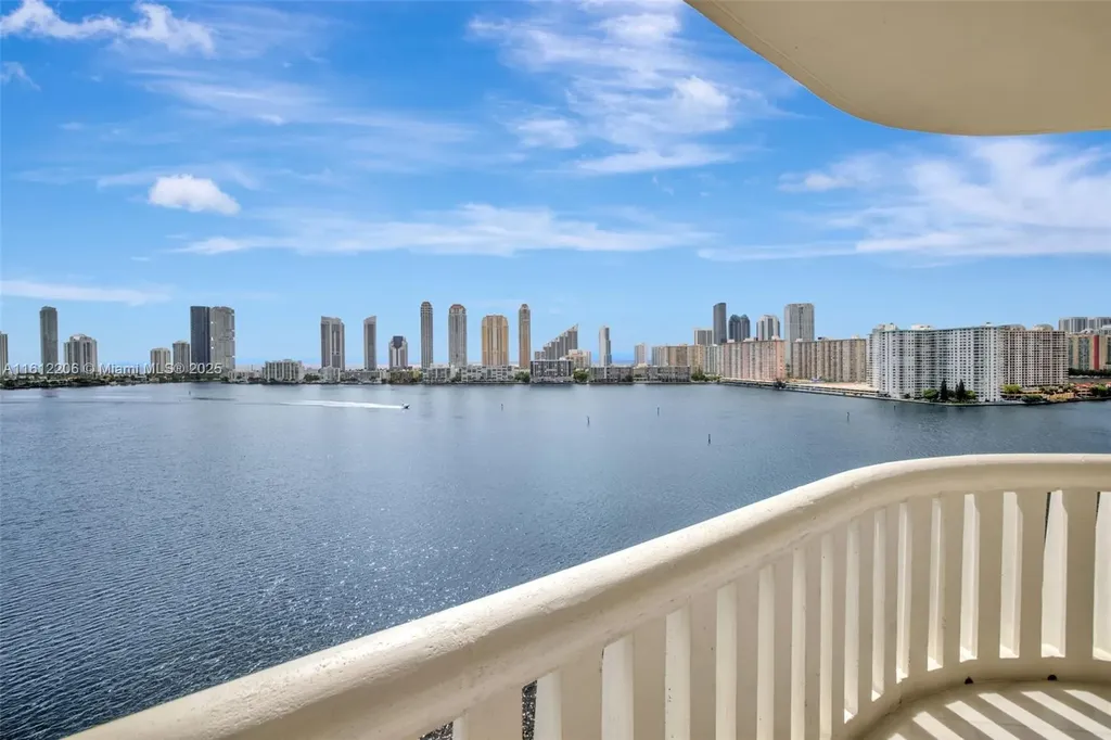 3000 Island Boulevard Aventura FL 33160