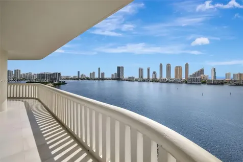 3000 Island Boulevard Aventura FL 33160