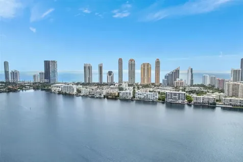 3000 Island Boulevard Aventura FL 33160