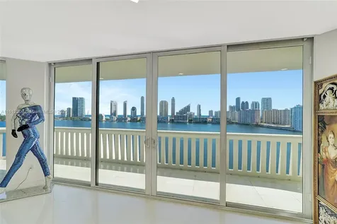 3000 Island Boulevard Aventura FL 33160