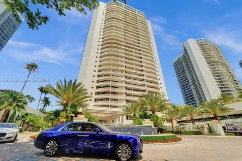 3000 Island Boulevard Aventura FL 33160