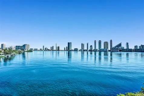 3000 Island Boulevard Aventura FL 33160
