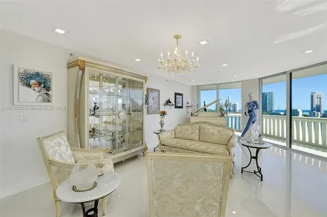 3000 Island Boulevard Aventura FL 33160