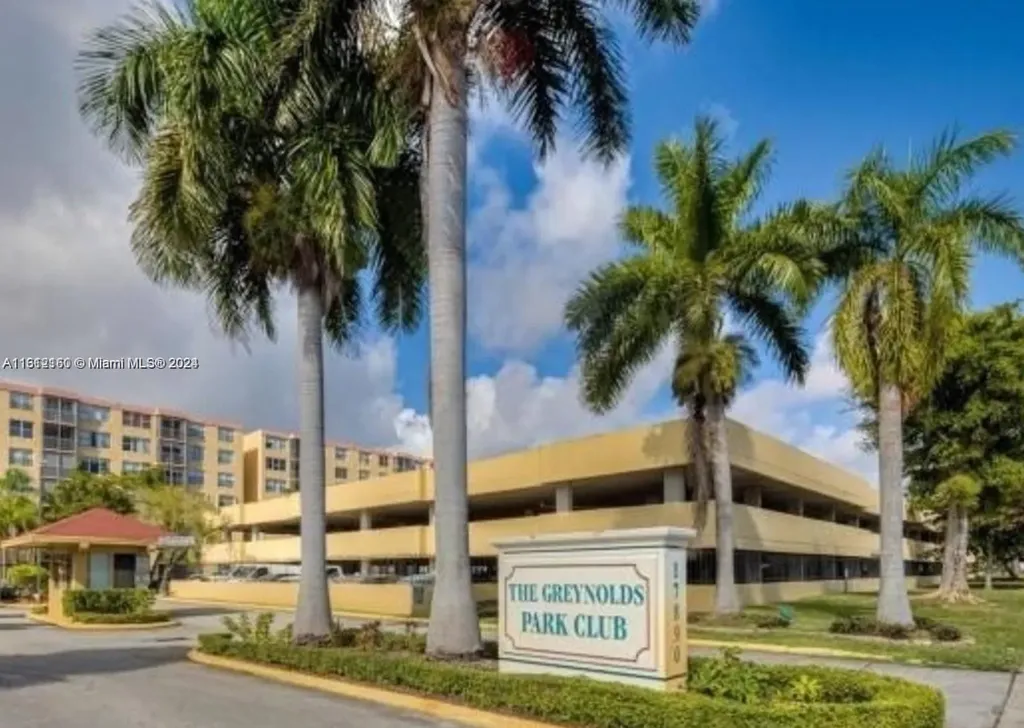 17890 W Dixie Hwy 601 Highway North Miami Beach FL 33160