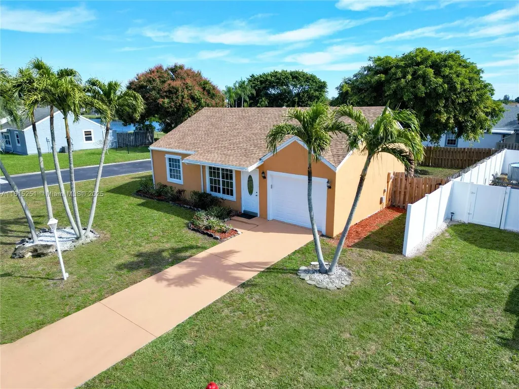 8726 Spring Valley Drive Boynton Beach FL 33472
